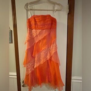 Laundry by Shelli
Segal dress
Retails $320
Size: 0